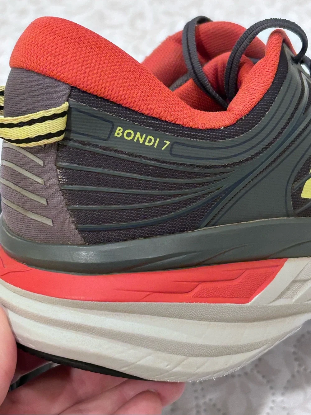 Hoka One One Men’s Size 10 Bondi 7 Color Gray Red/Orange Yellow Comfort
